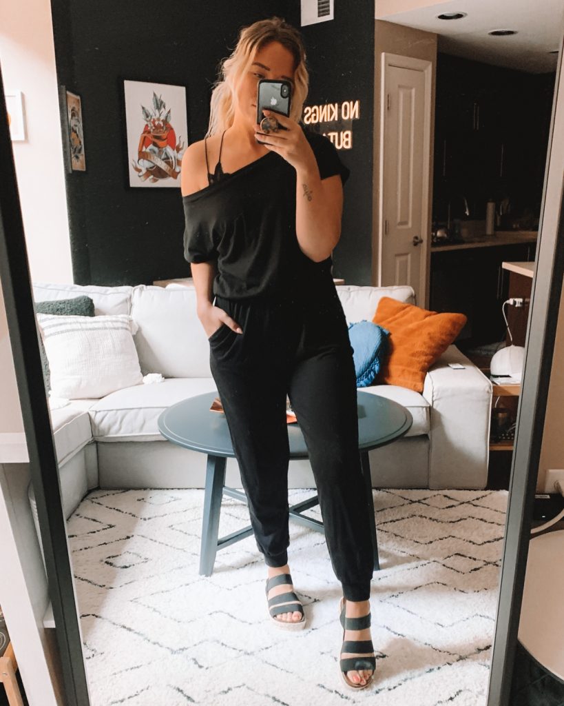 All Black Travel Outfit