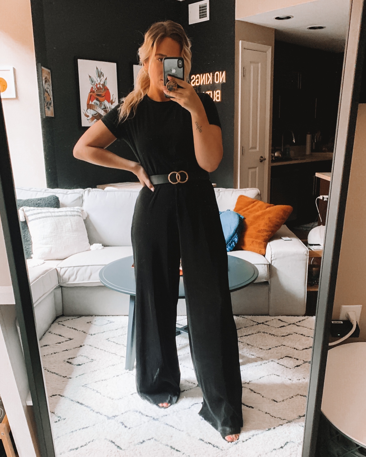 5 All Black Outfits For Every Occasion | Go For Kady