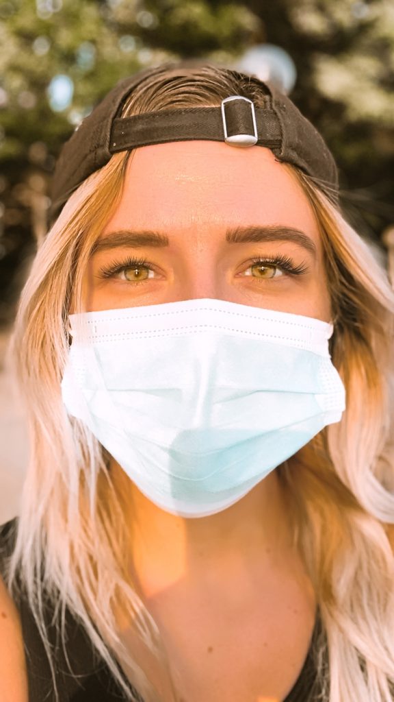 Wear a mask if you're going to travel during coronavirus